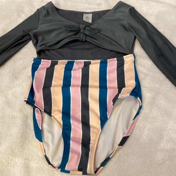 Stripe kids swimsuit swimmers grey pink 14/16 blue XL - Picture 1 of 3